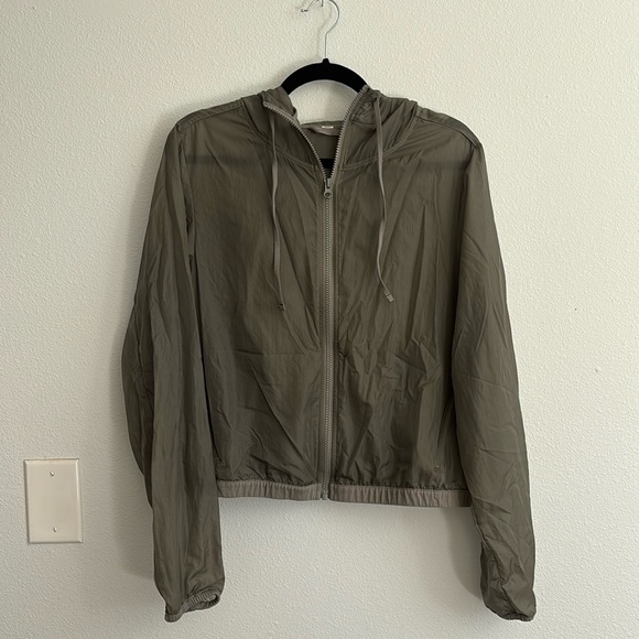 ALO Yoga - Hooded Shell Jacket - Grey - M - Picture 1 of 4